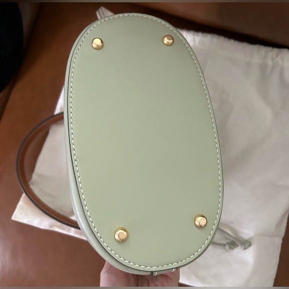 Tory Burch T Monogram Contrast Embossed Bucket Bag - Picture 6 of 10